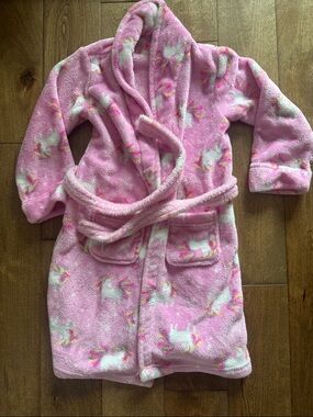 Betsey Johnson Pink Plush Unicorn girls Robe - Cozy Hooded Bathrobe
